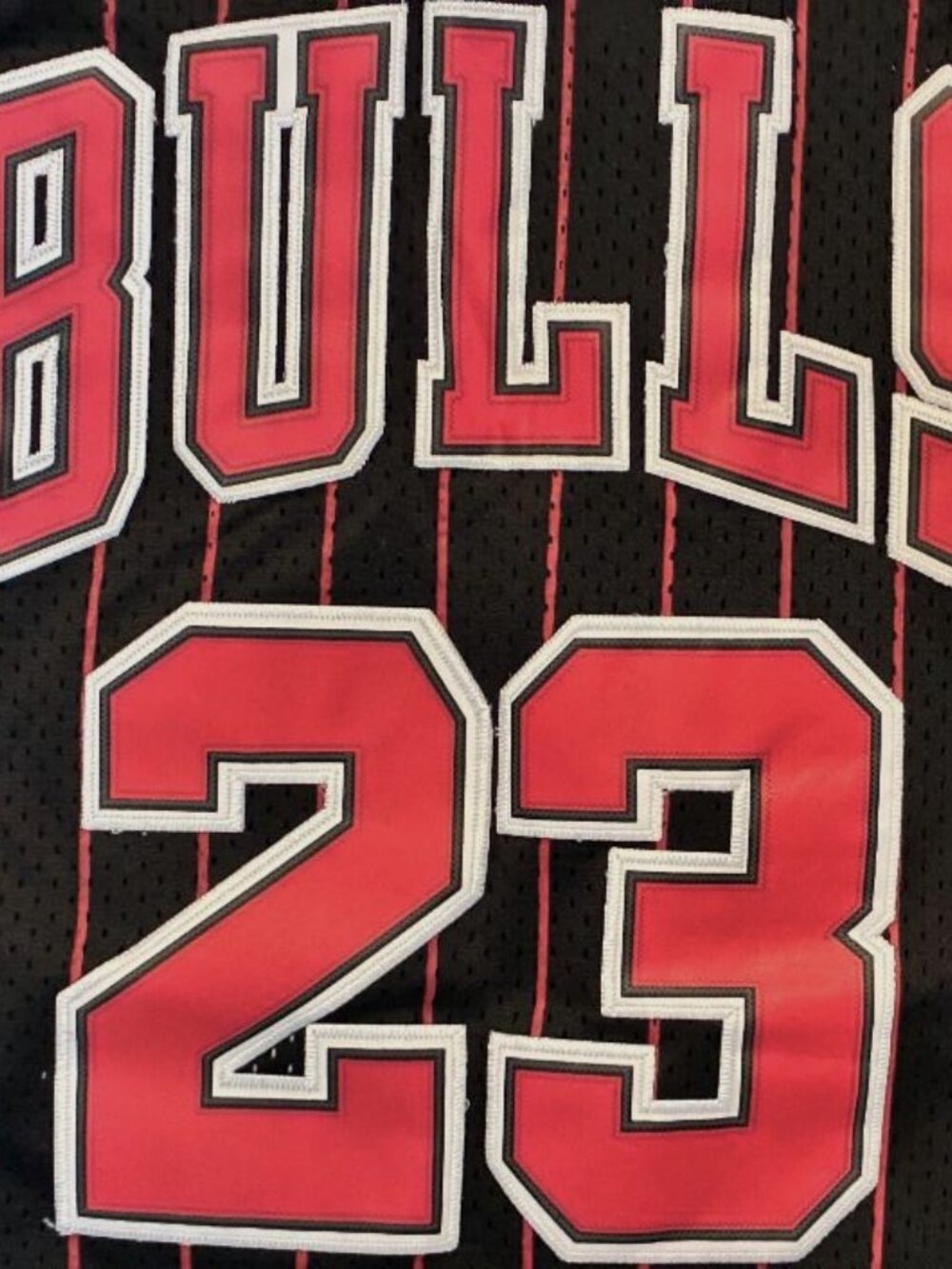 Nike Chicago Bulls Michael Jordan #23 Black Pinstripe Swingman Jersey Men's XL - Picture 7 of 10